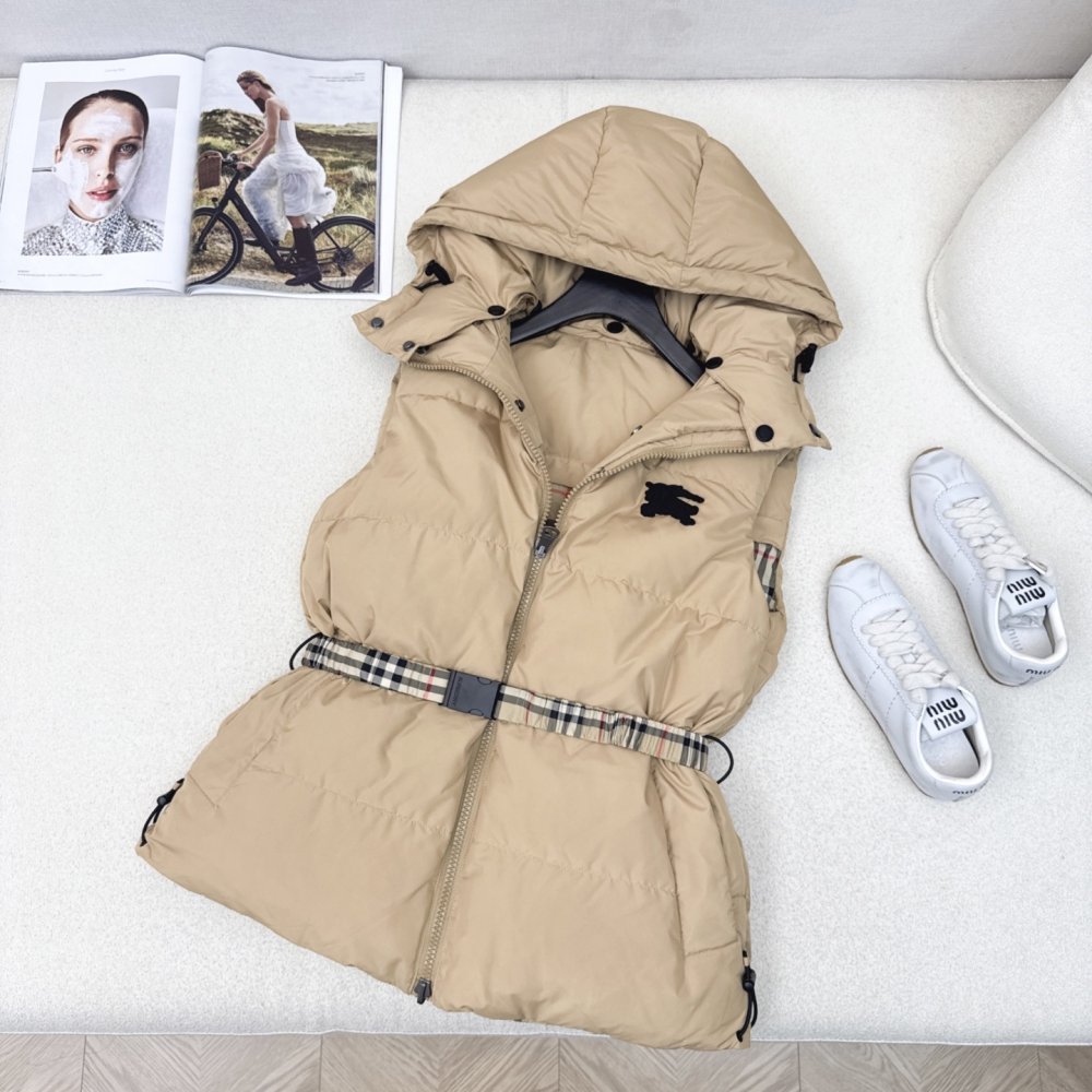 Жилетка двусторонняя на пуху женская фото 3