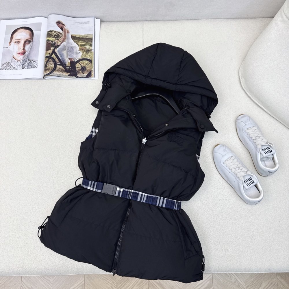 Жилетка двусторонняя на пуху женская фото 7