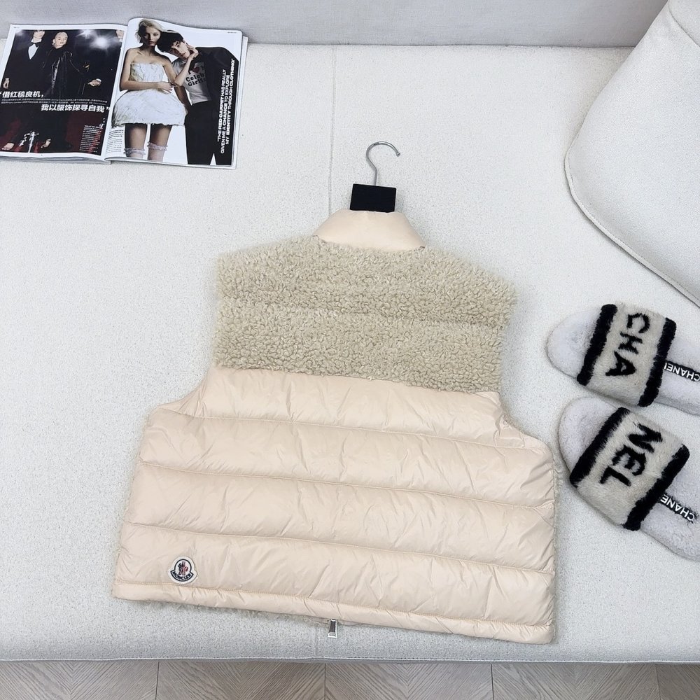 Жилетка хутряної на пуху жіноча фото 9