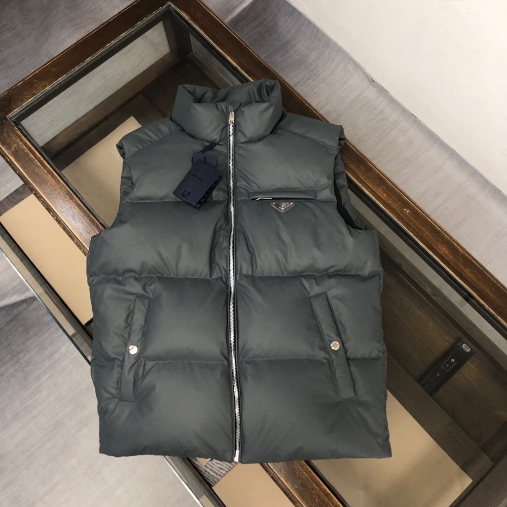 Vest men's