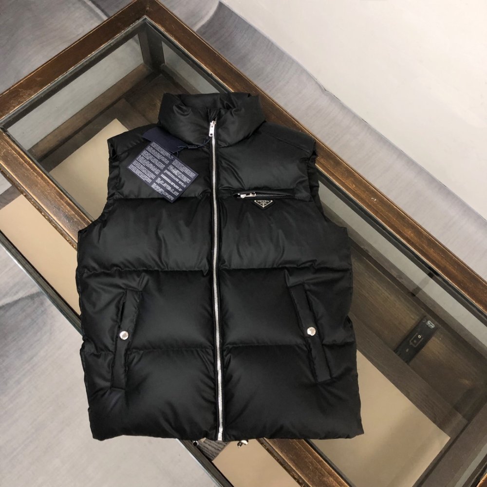 Vest men's