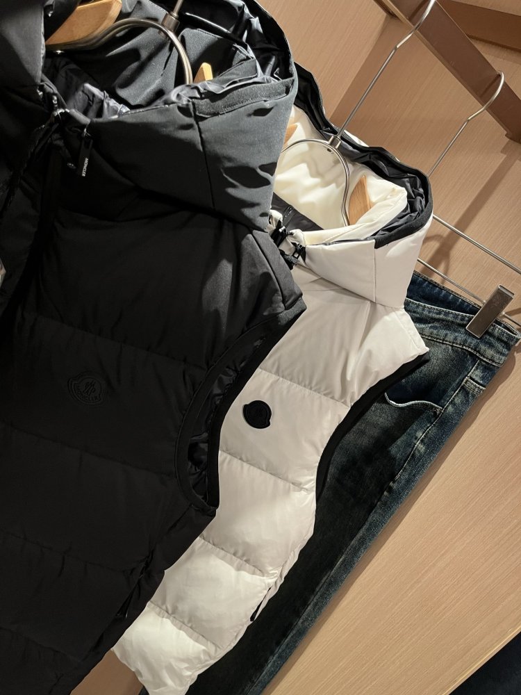 Жилетка чоловіча фото 2