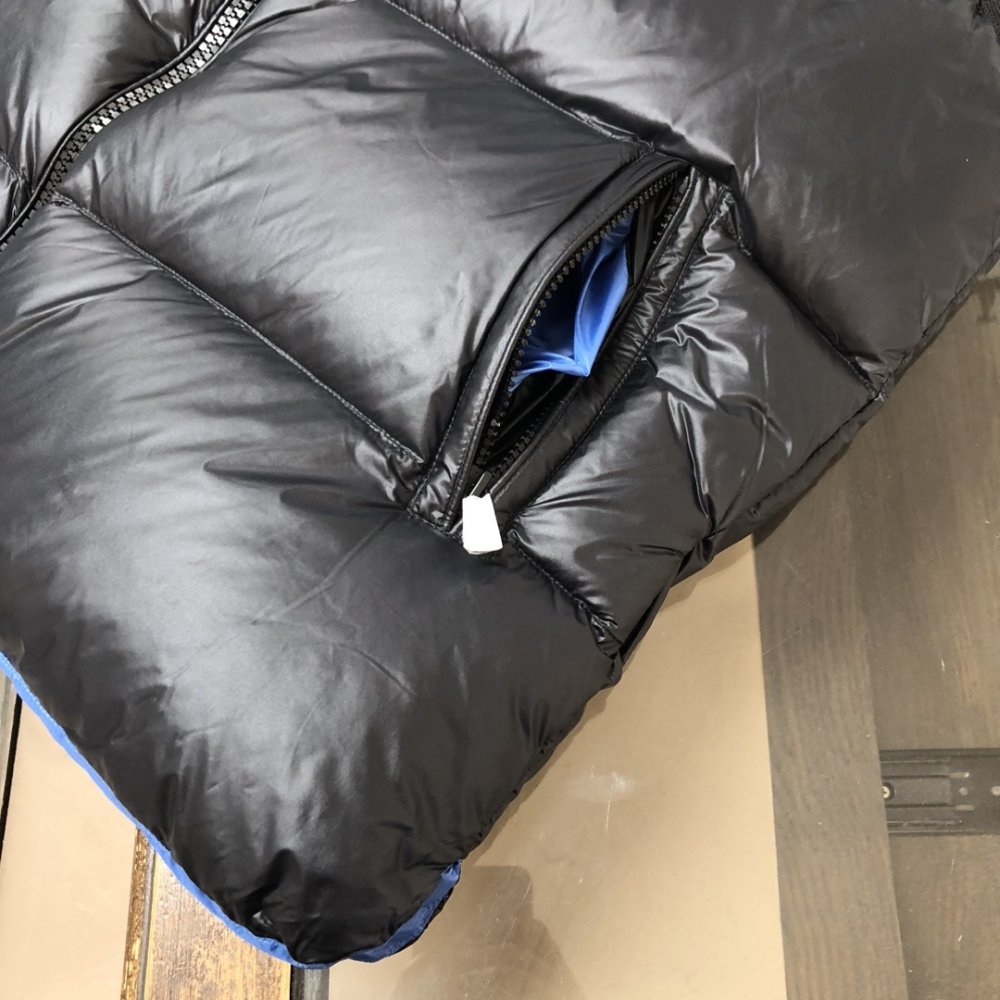 Жилетка чоловіча фото 5