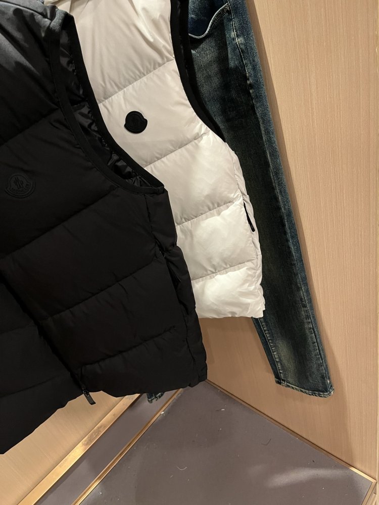 Жилетка чоловіча фото 6