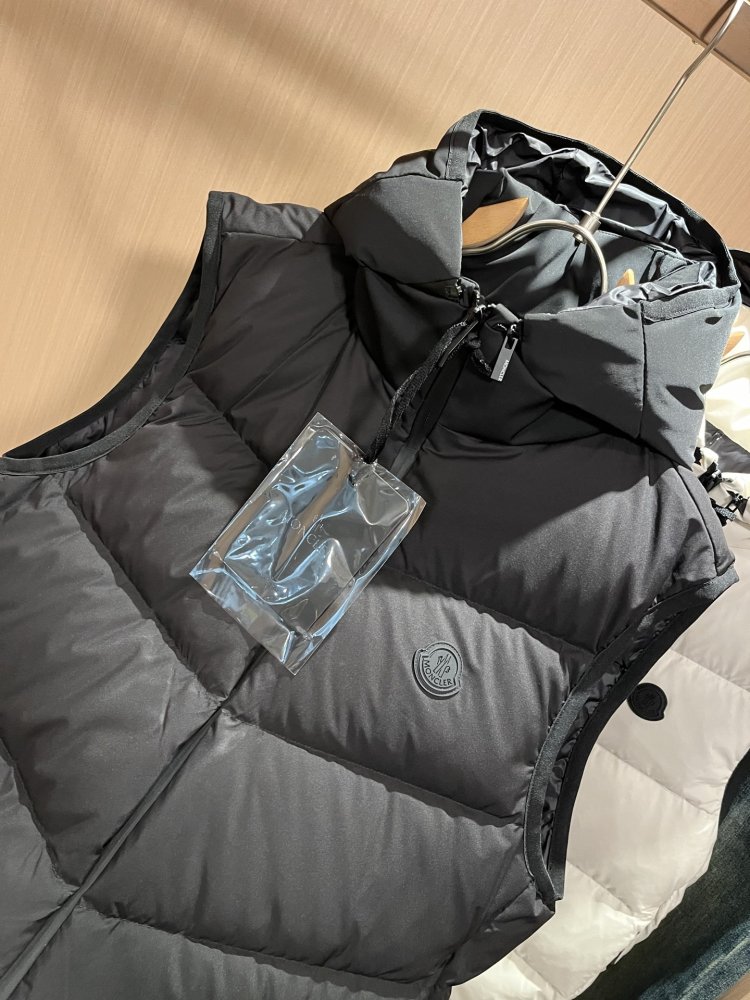 Жилетка чоловіча фото 8