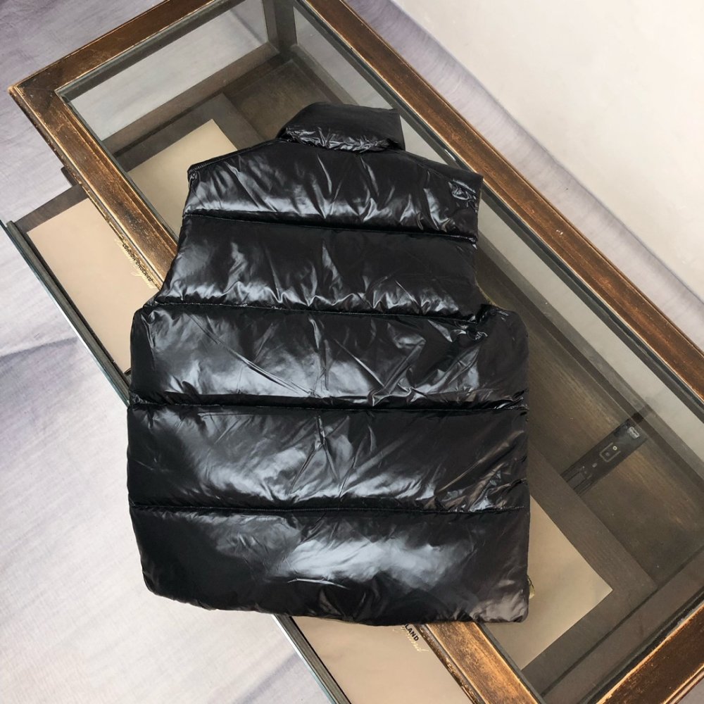 Жилетка чоловіча фото 9