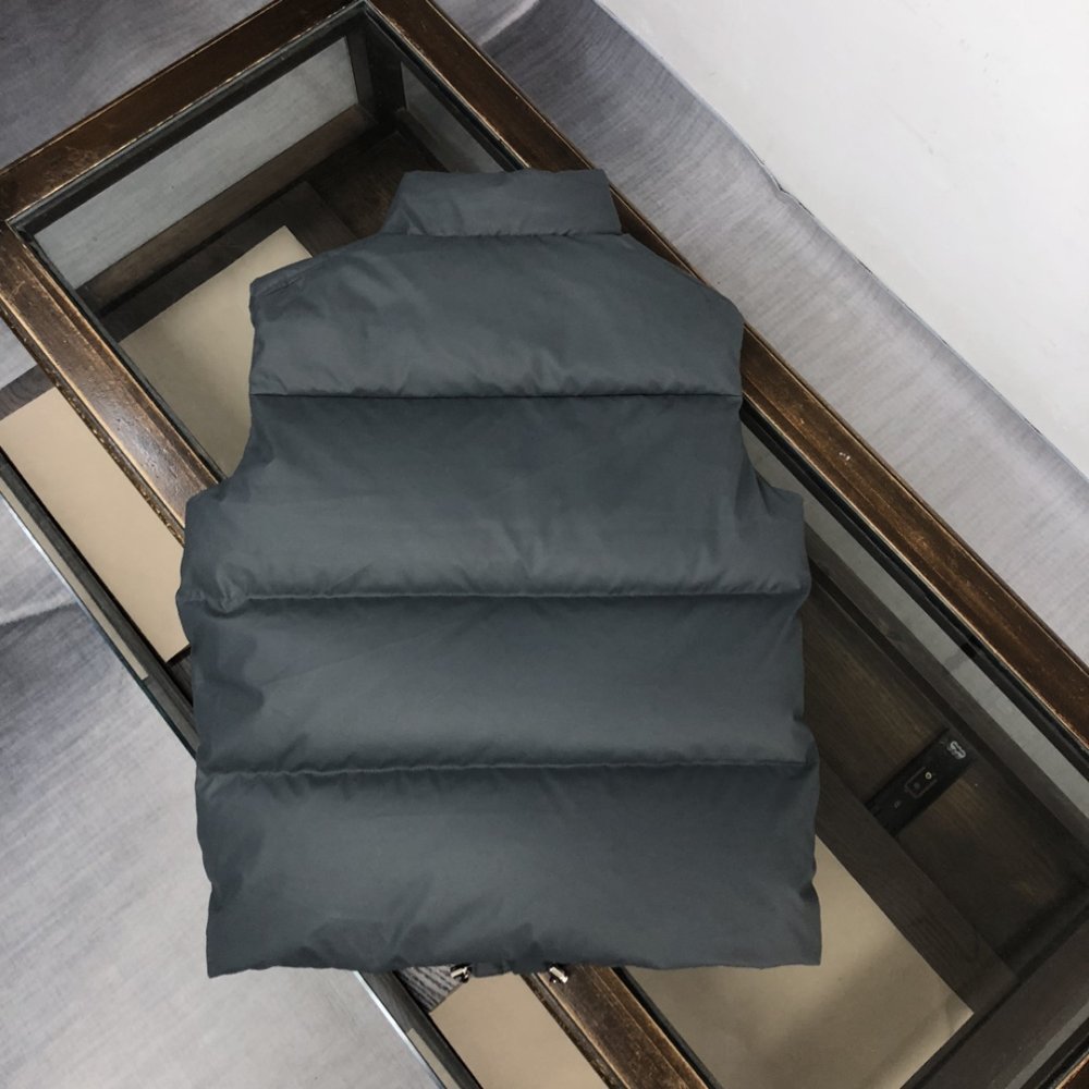 Vest men's фото 9