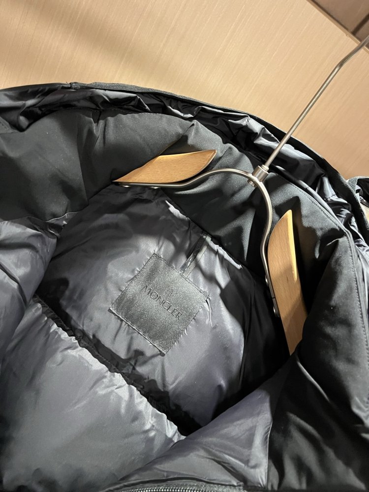 Жилетка чоловіча фото 9