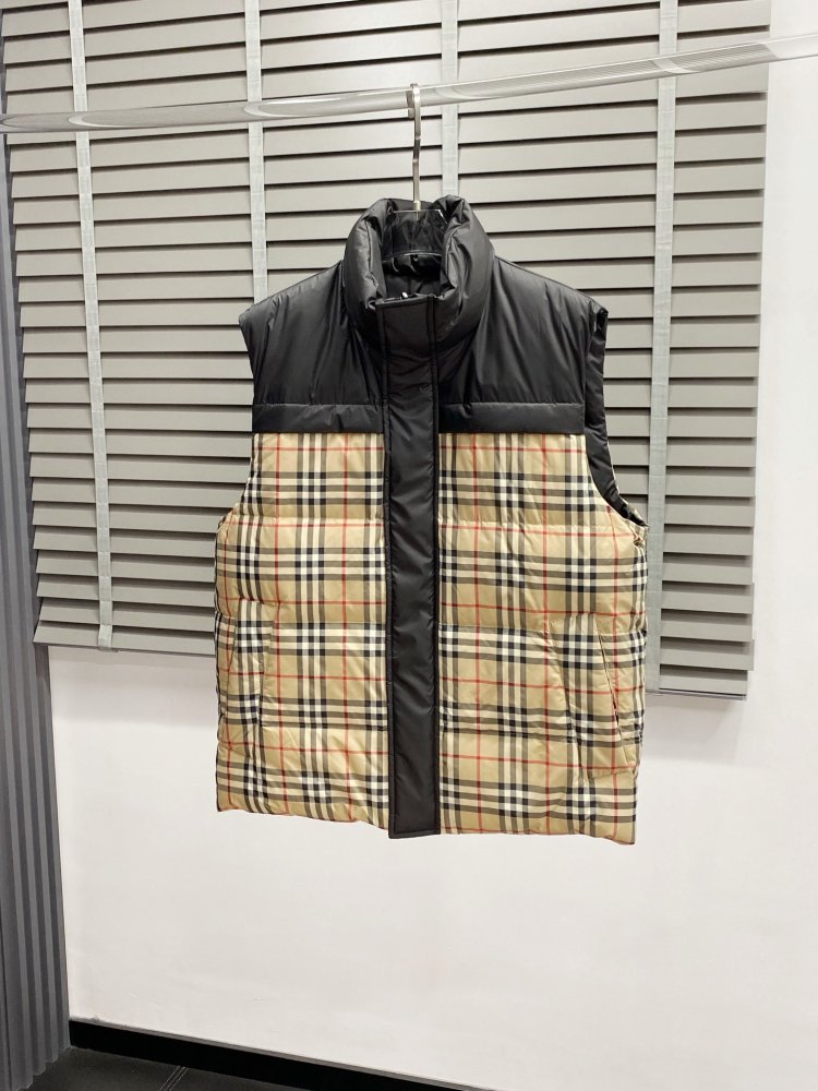 Vest on feathers men's