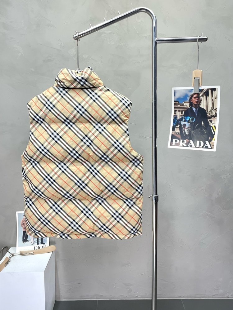 Vest on feathers men's фото 2