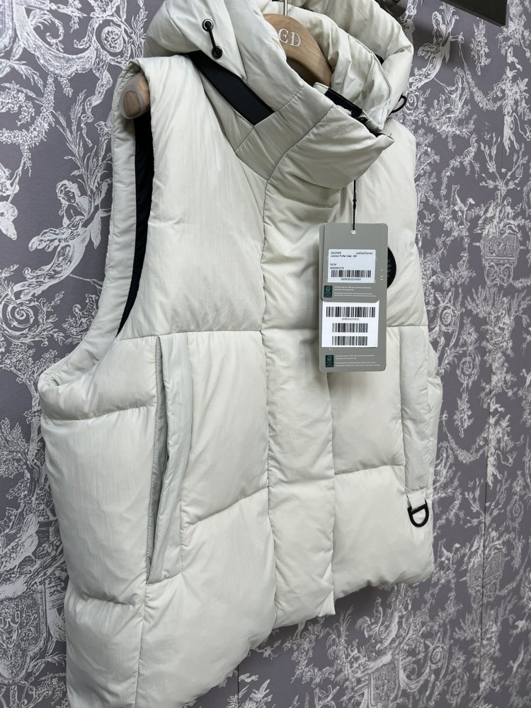 Vest on feathers men's фото 2