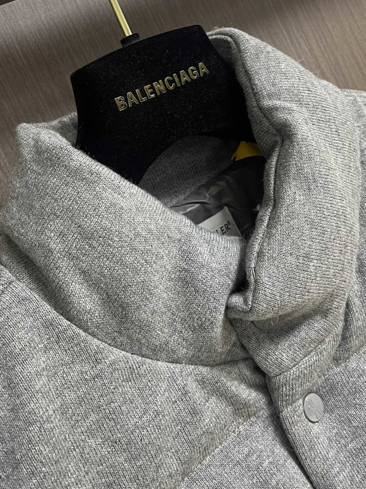 Vest on feathers men's фото 3