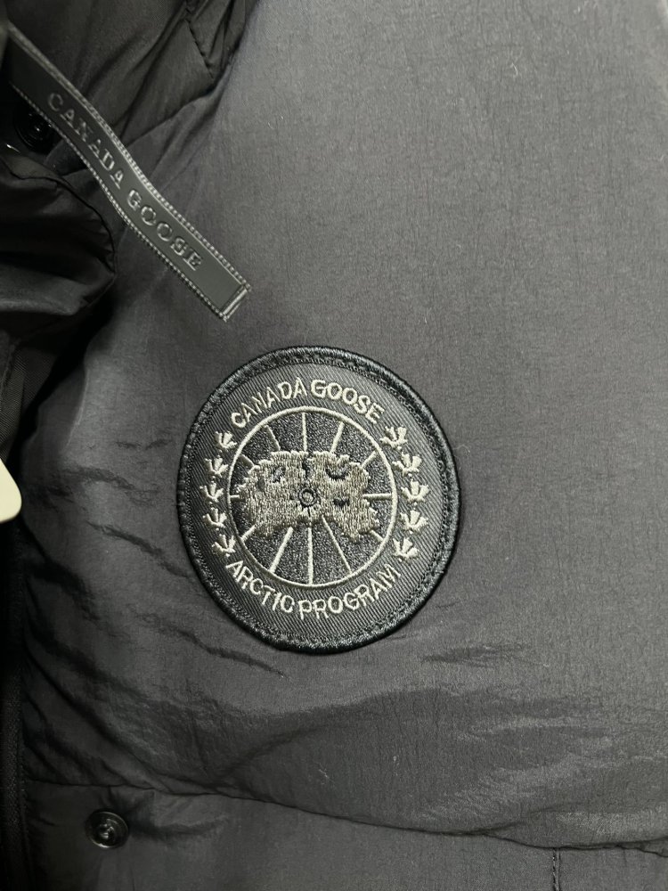 Vest on feathers men's фото 4