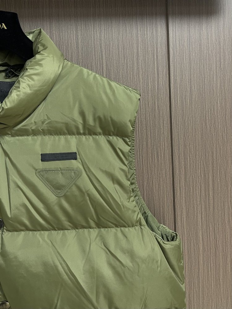 Жилетка на пуху мужская фото 4