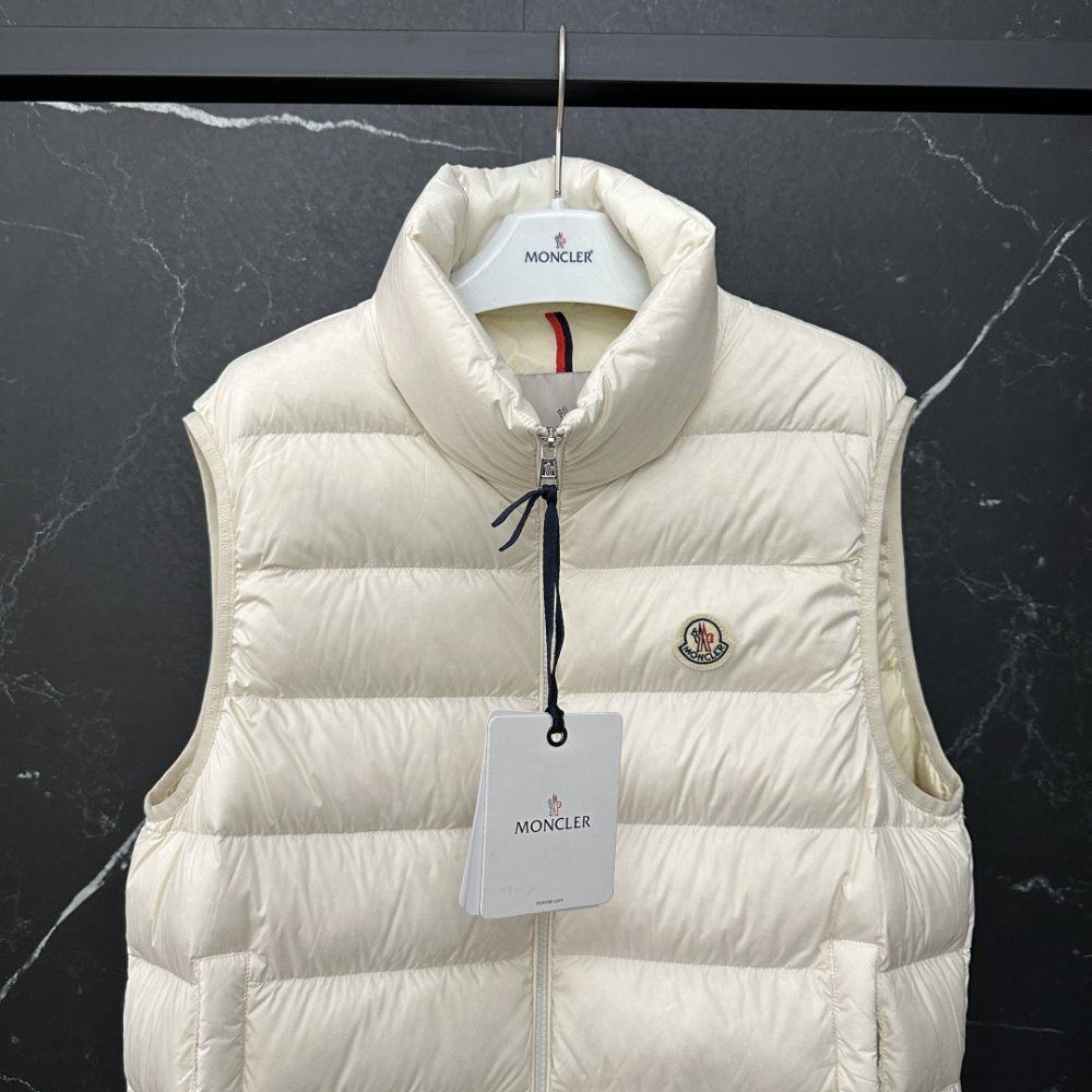 Жилетка на пуху мужская фото 4