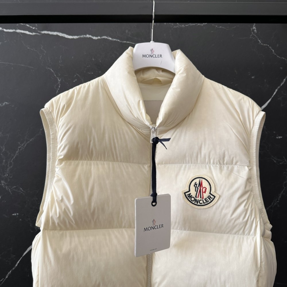 Жилетка на пуху чоловіча фото 4