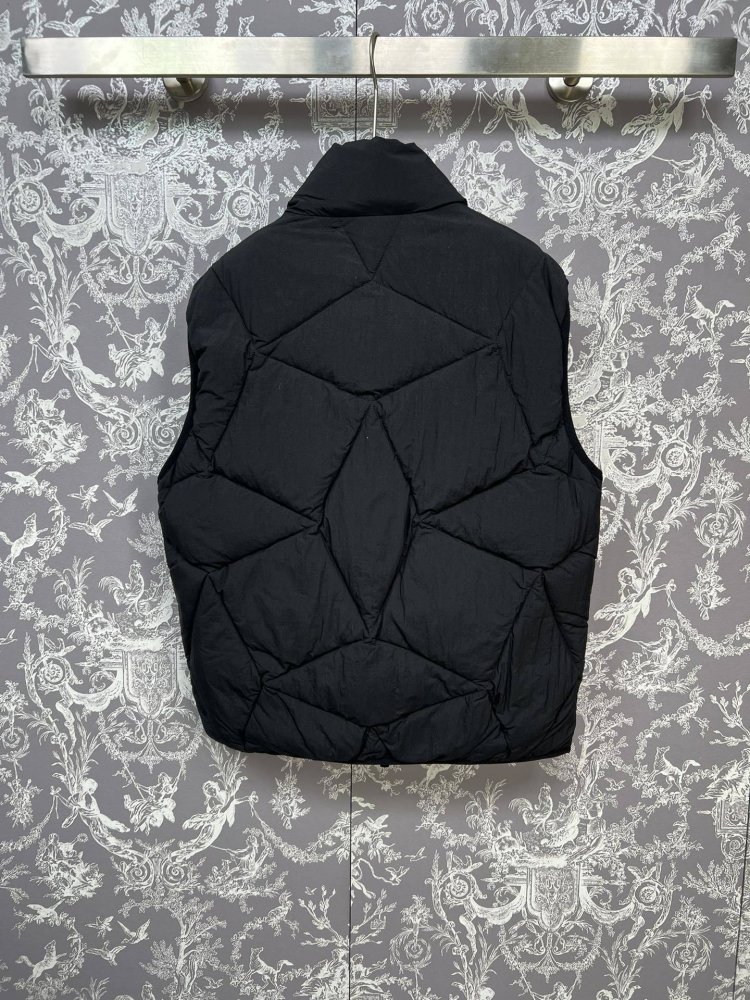 Vest on feathers men's фото 6