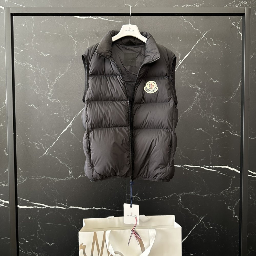 Жилетка на пуху мужская фото 6