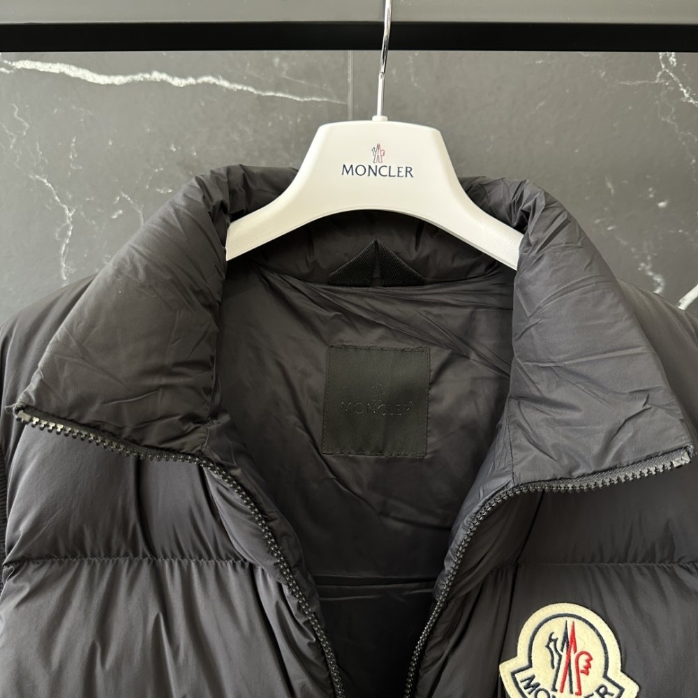 Жилетка на пуху мужская фото 7