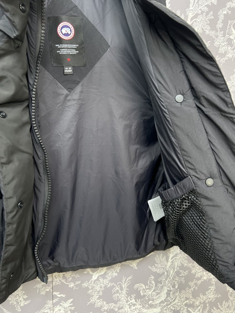 Vest on feathers men's фото 8