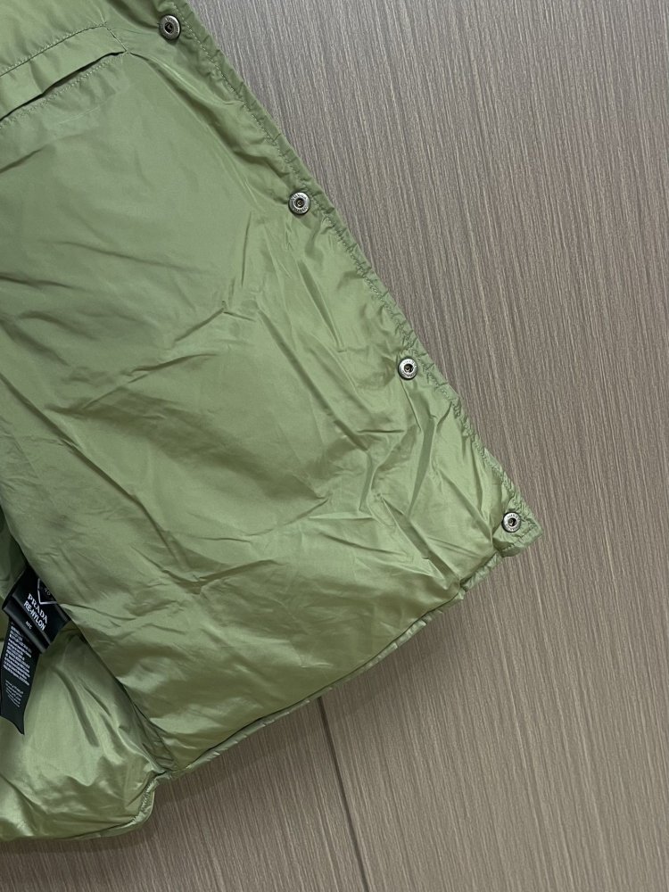 Жилетка на пуху мужская фото 8