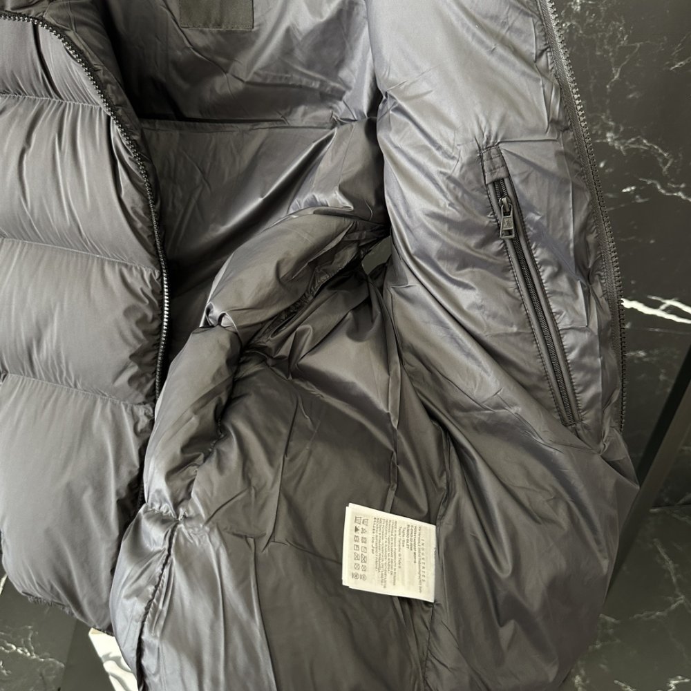 Жилетка на пуху мужская фото 8