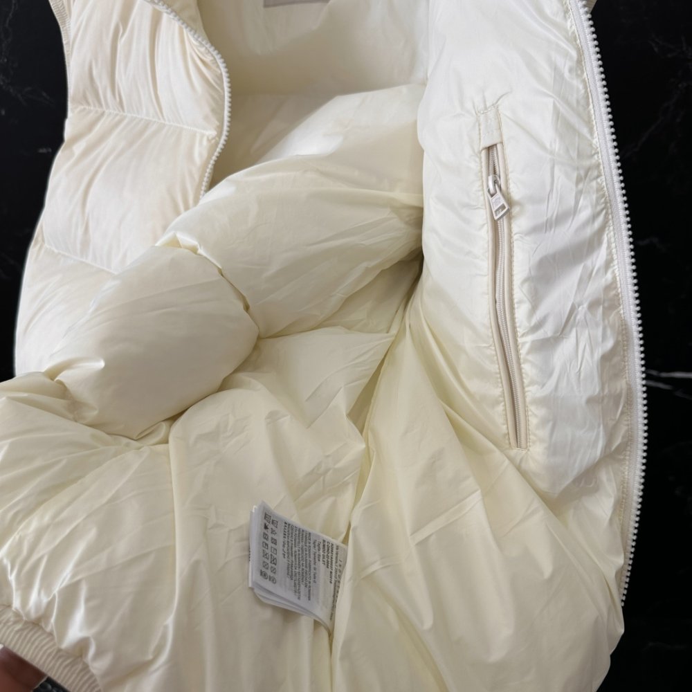 Жилетка на пуху чоловіча фото 8