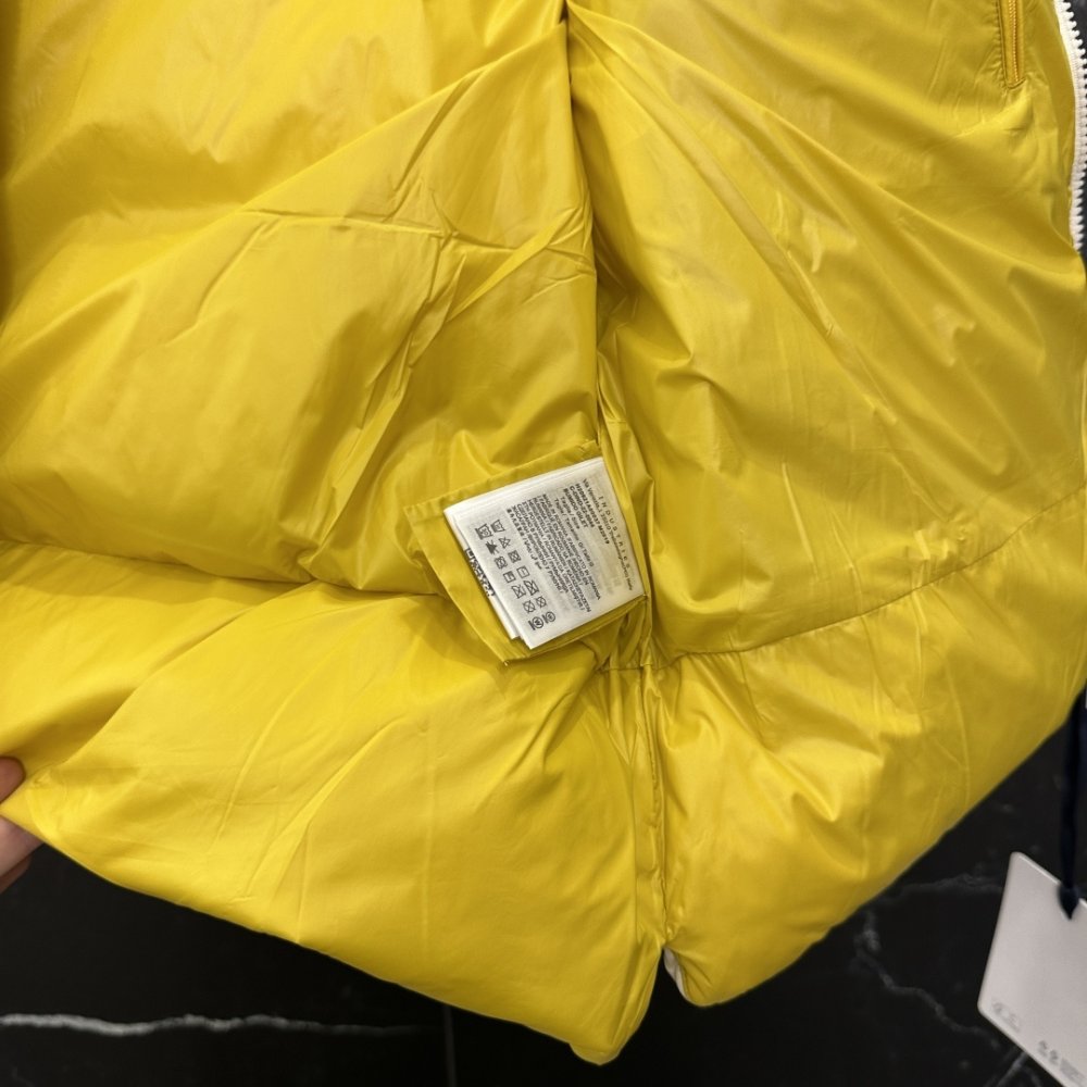 Vest on feathers men's фото 9