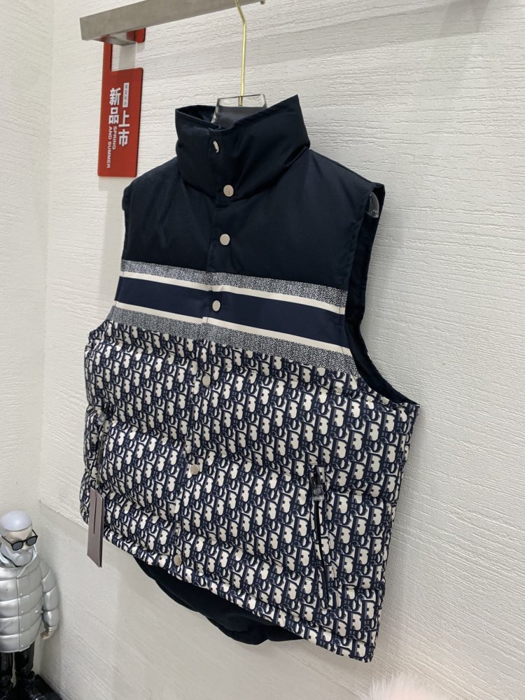 Жилетка на пуху женская фото 2