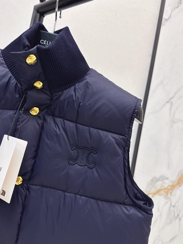 Vest on feathers women's фото 3