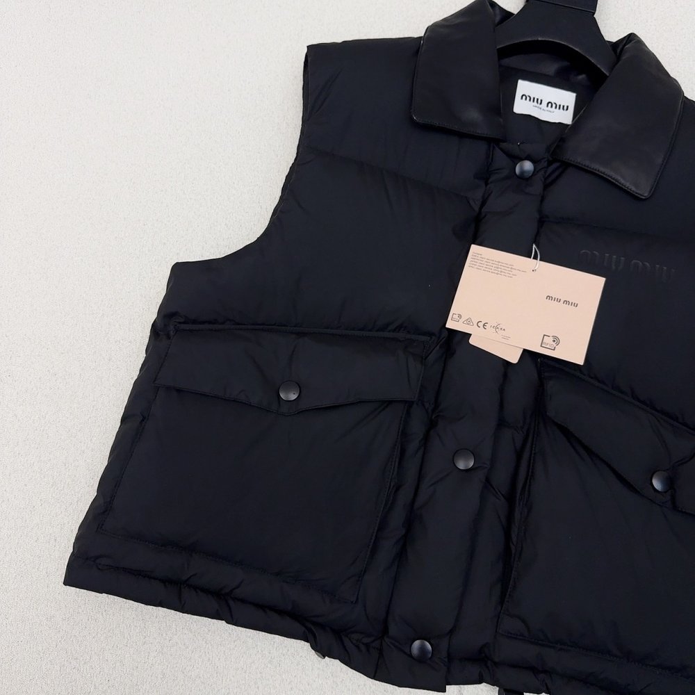 Vest on feathers women's фото 4