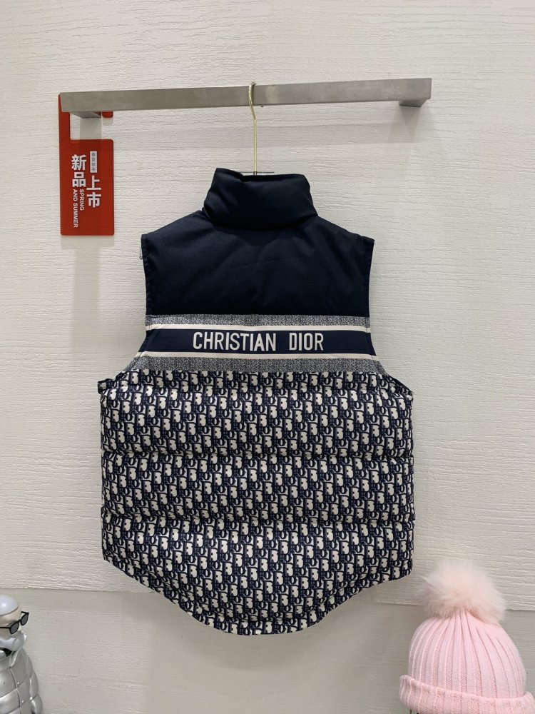 Жилетка на пуху женская фото 4