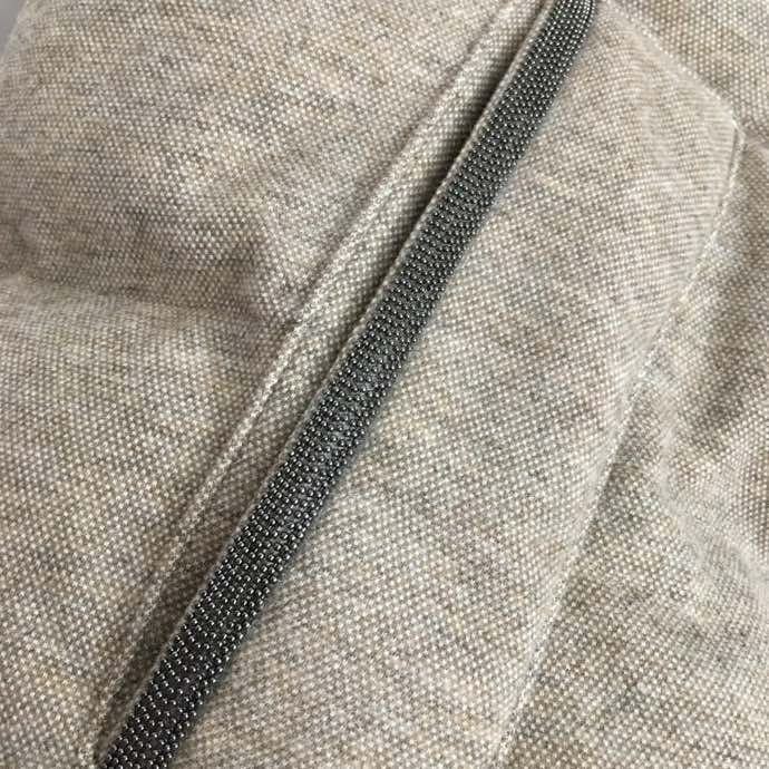 Жилетка на пуху жіноча фото 4