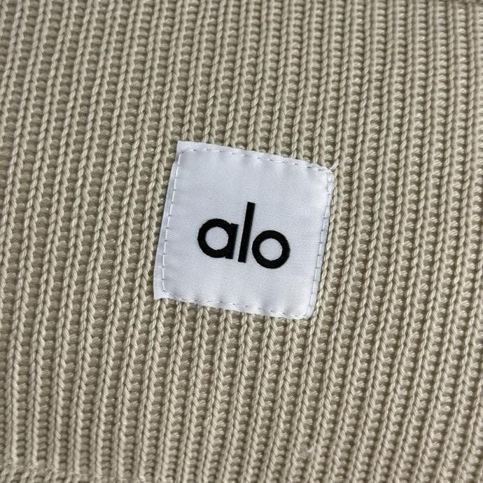 Жилетка на пуху женская фото 5