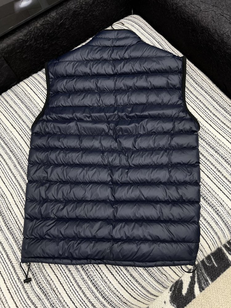 Vest on feathers women's фото 6