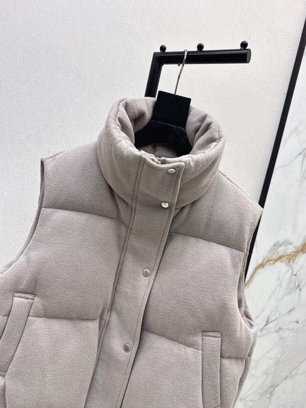 Vest on feathers women's фото 6