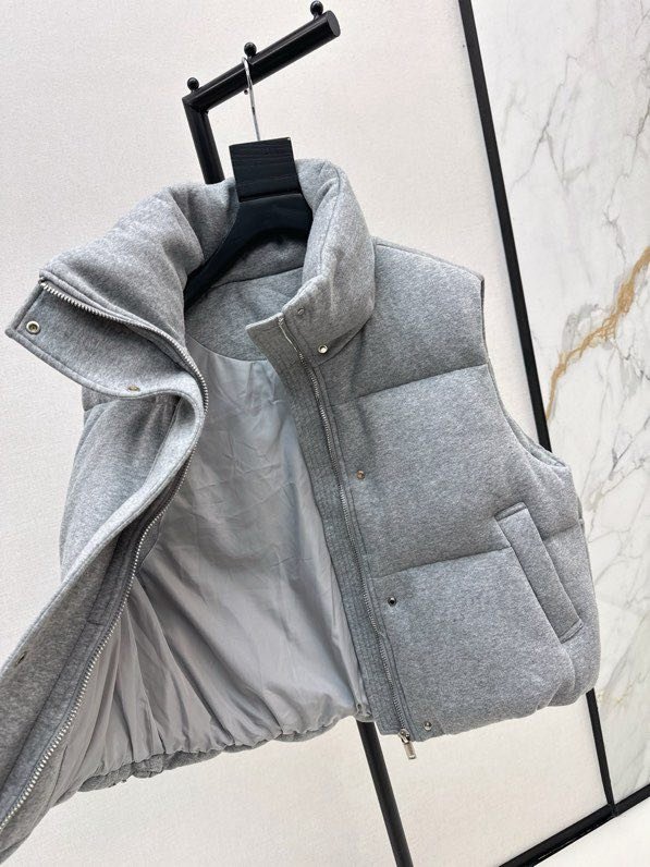 Vest on feathers women's фото 7