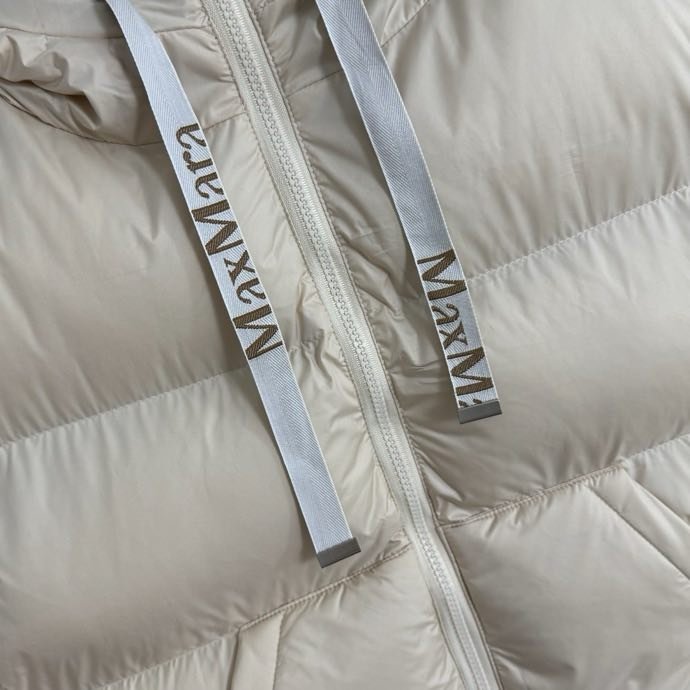 Vest on feathers women's фото 7