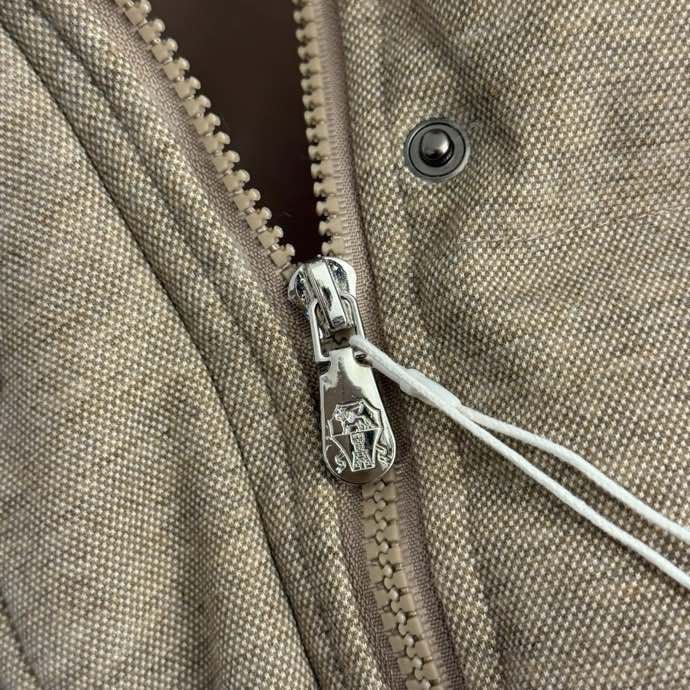 Vest on feathers women's фото 7