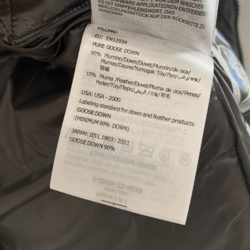 Жилетка на пуху жіноча фото 8