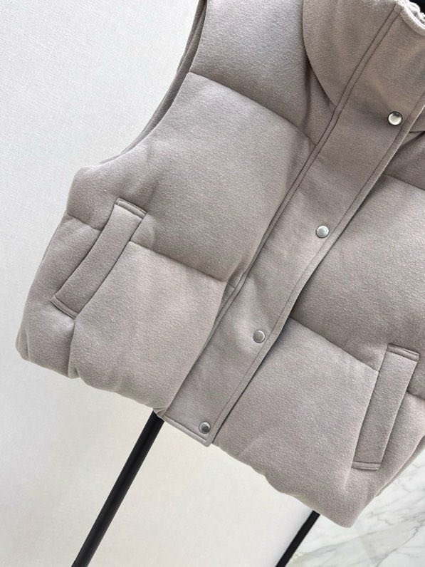 Vest on feathers women's фото 8