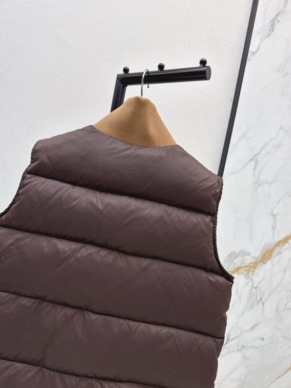 Vest on feathers women's фото 8