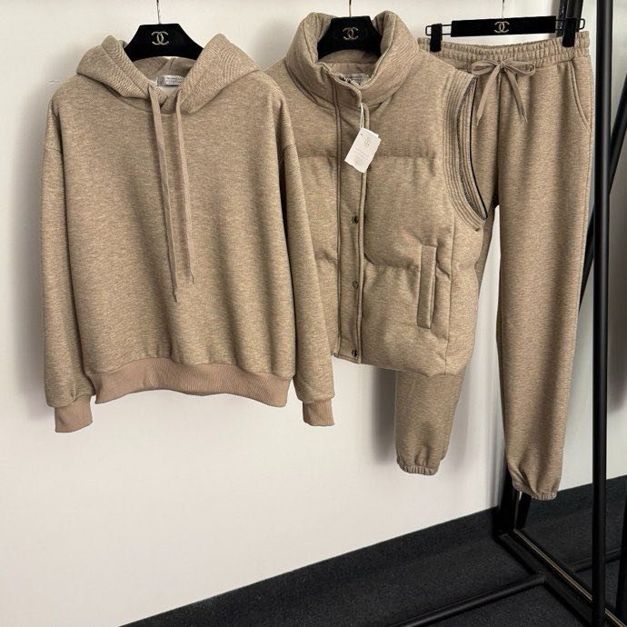 Vest on feathers women's фото 8