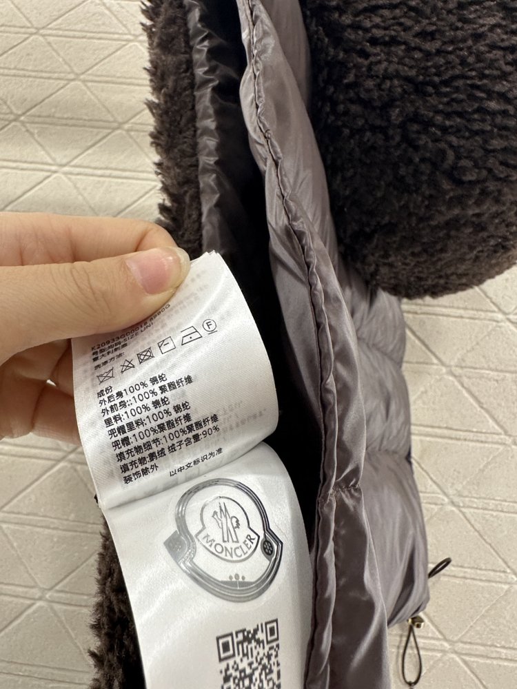 Жилетка на пуху женская фото 9