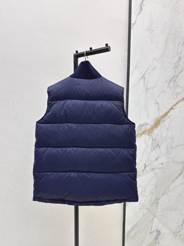 Vest on feathers women's фото 9