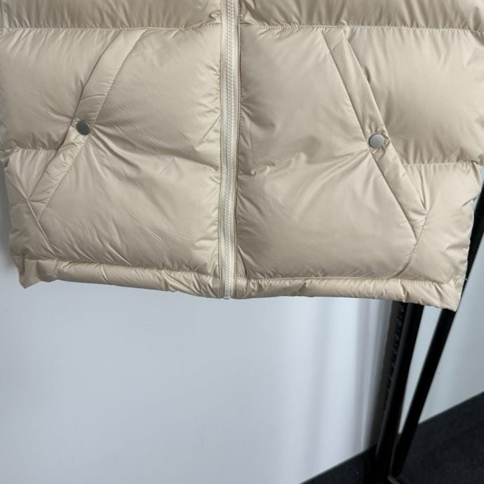 Vest on feathers women's фото 9