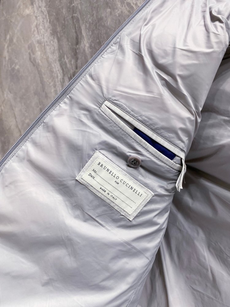 Жилетка на пуху фото 10