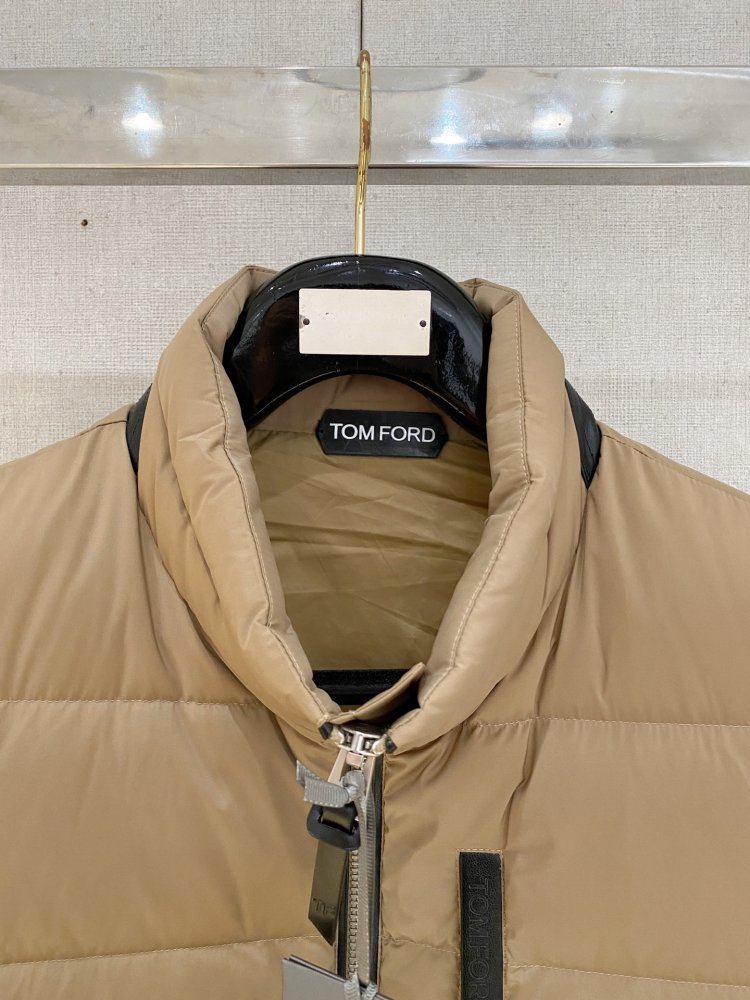 Жилетка на пуху фото 2