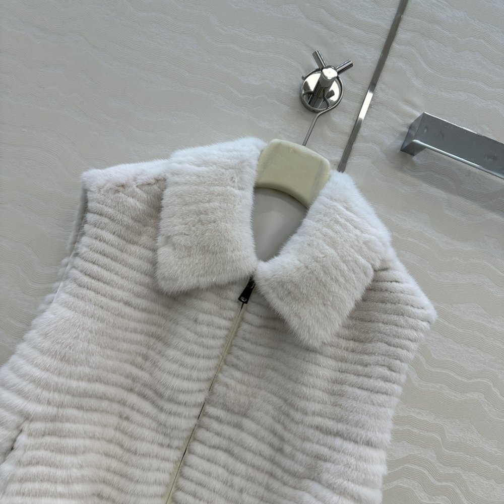 Vest норковая фото 2