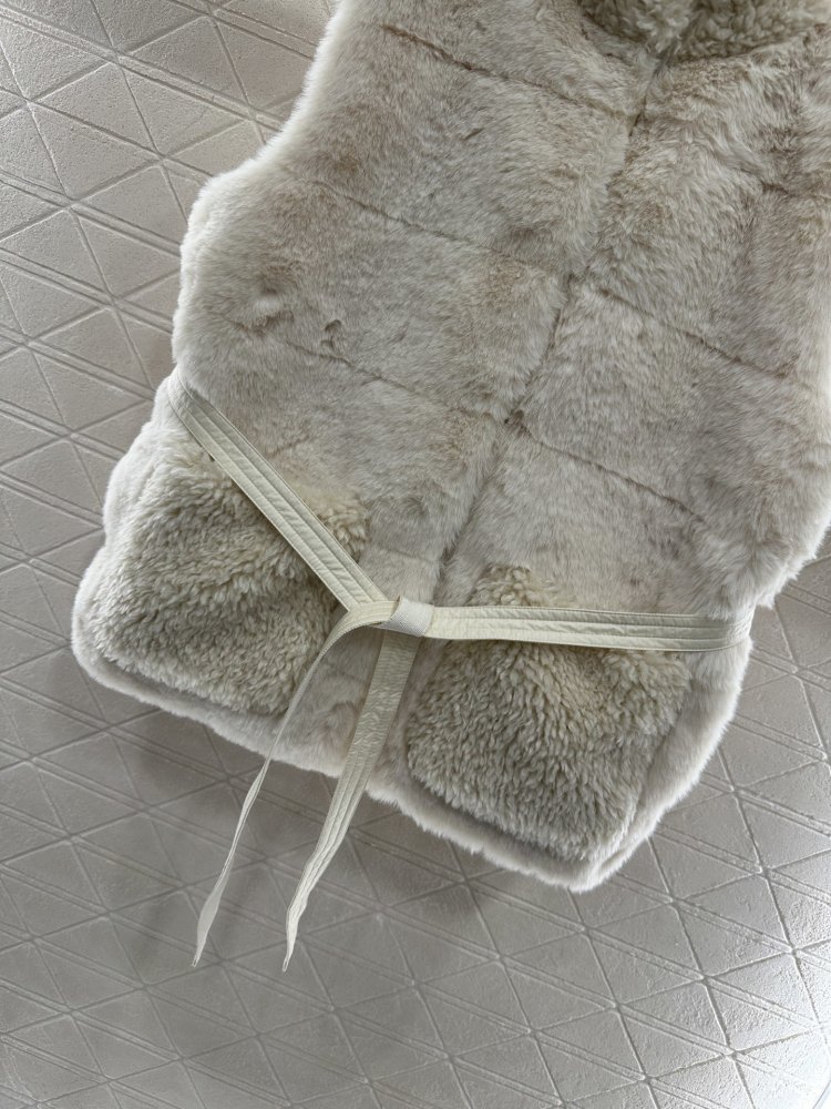 Жилетка Teddy Plush хутряна жіноча фото 5